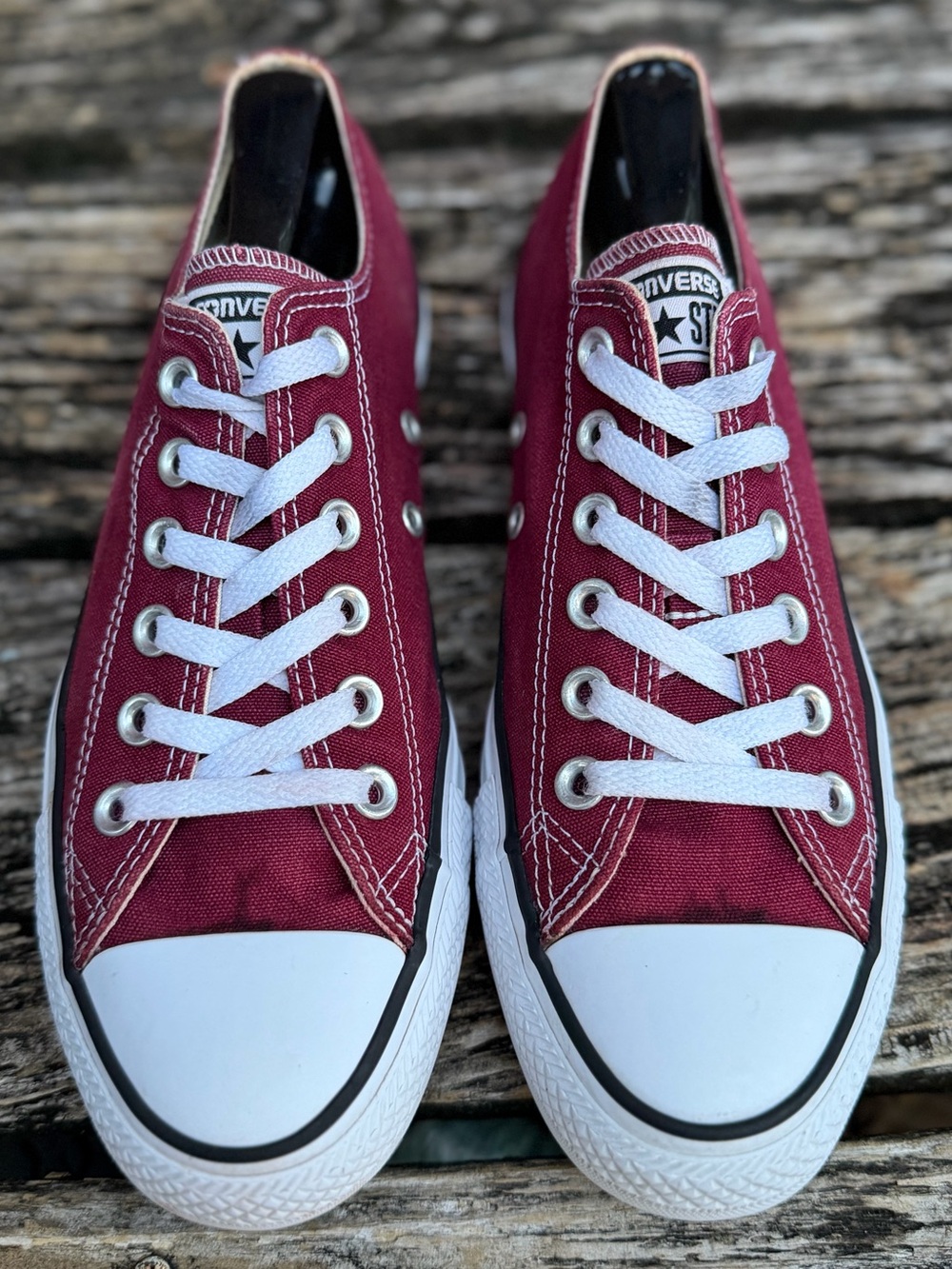Converse Chuck Taylor All Star Unisex M-6 W-8 Maroon Low Top Canvas Sneakers X2